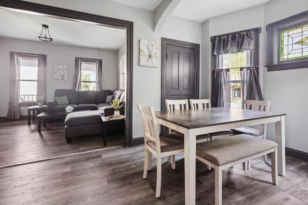 Spacious 6Br 2Ba Minutes For The Falls & Casino Niagara Falls Exterior photo