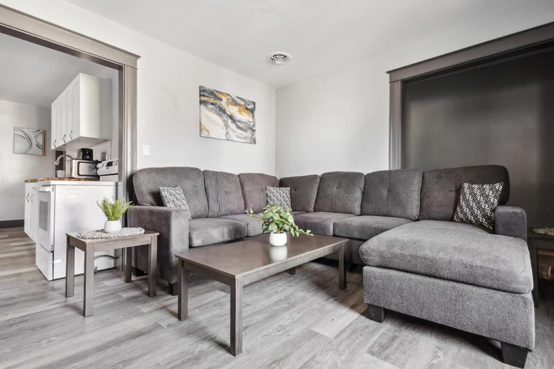 Spacious 6Br 2Ba Minutes For The Falls & Casino Niagara Falls Exterior photo